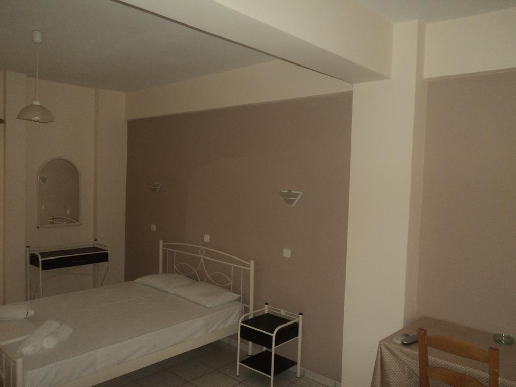 Erminia Studios Mousata Zimmer foto